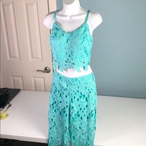 Crop top and bell bottom set